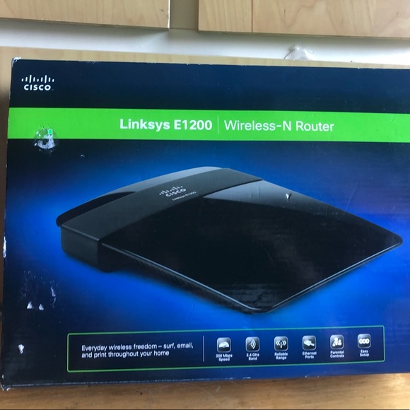 Cisco E1200 Wi-Fi Wireless Router, Linksys Wireless Devices up to 300 Mbps - Picture 4 of 11